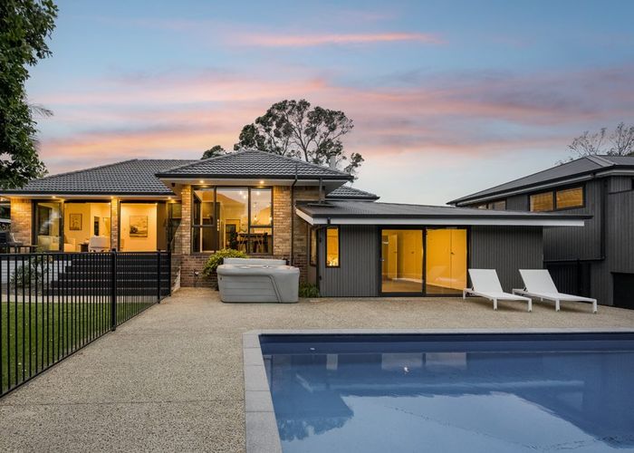  at 35 Rock Isle Road, Torbay, North Shore City, Auckland