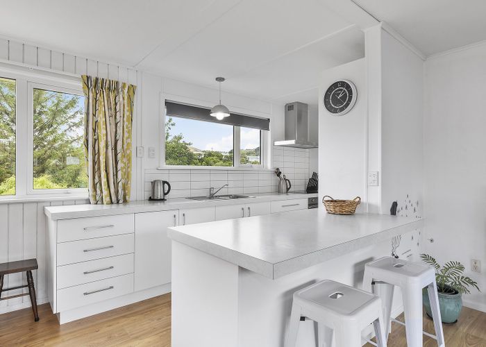  at 2 Mark Avenue, Paparangi, Wellington, Wellington