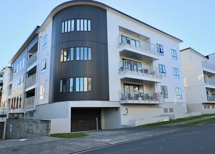 at 15A/132A Stancombe Road, Flat Bush, Manukau City, Auckland