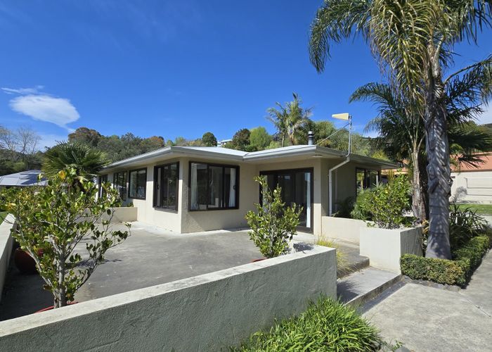  at Front/347 Hill Road, Bay View, Napier, Hawke's Bay