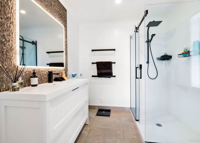  at 11 Kensington Terrace, Gulf Harbour, Whangaparaoa