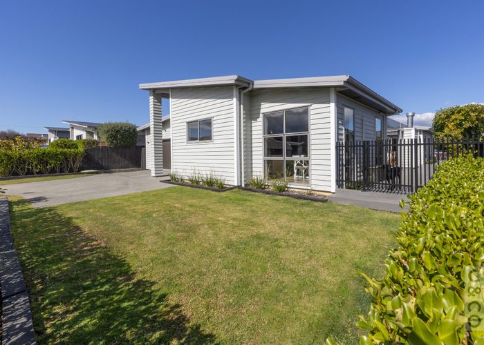  at 11 Parlane Drive, Huapai, Kumeu