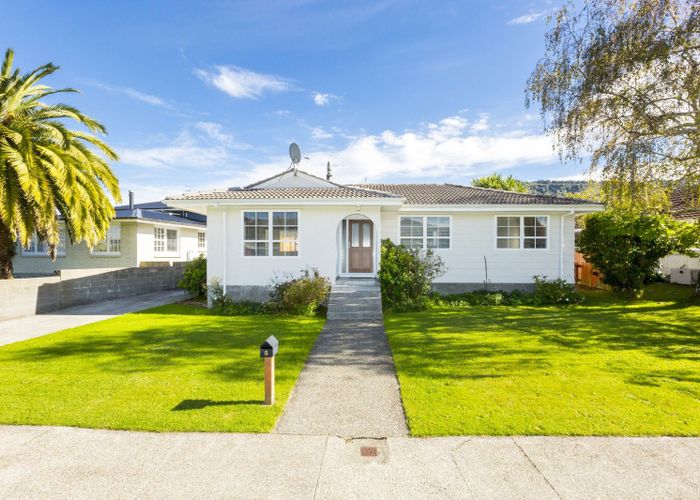  at 5 Akron Grove, Totara Park, Upper Hutt, Wellington