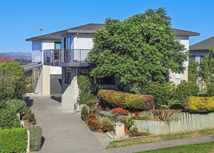  at 83 Churchill Drive, Taradale, Napier