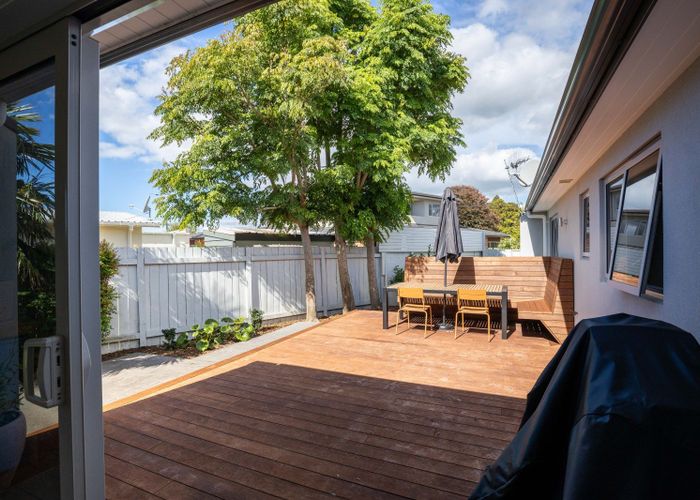  at 2A Portland Drive, Highlands Park, New Plymouth