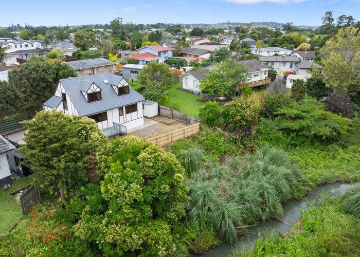  at 2/29 Marvon Downs Avenue, Pakuranga Heights, Manukau City, Auckland