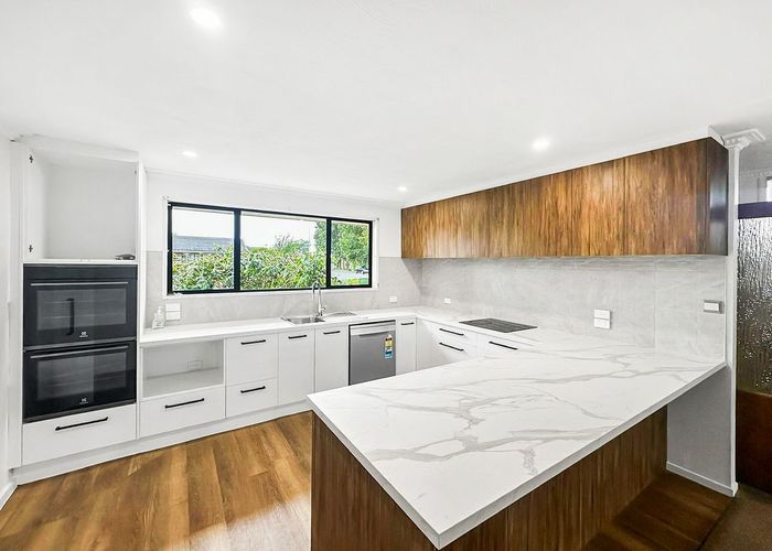  at 1 Lakewood Drive, Burwood, Christchurch