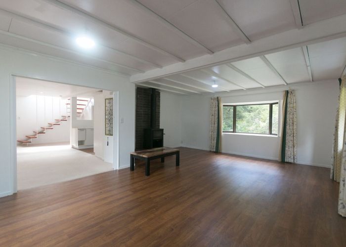  at 374 Wright Road, Albany