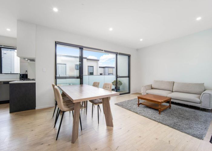  at 3/26 Long Bay Drive, Torbay, North Shore City, Auckland