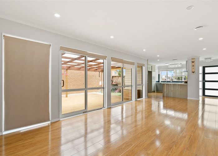  at 11 Matata Drive, Takanini, Auckland