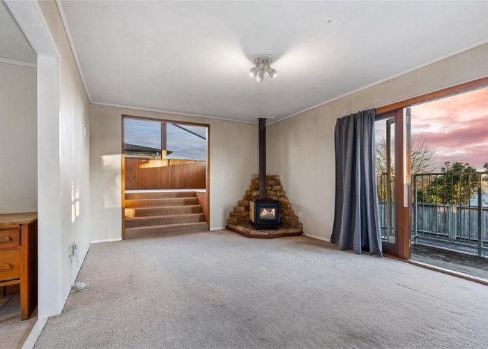  at 40 West Harbour Drive, West Harbour, Waitakere City, Auckland