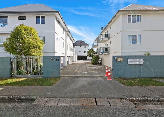  at 17/25 Hastings Street West, Sydenham, Christchurch