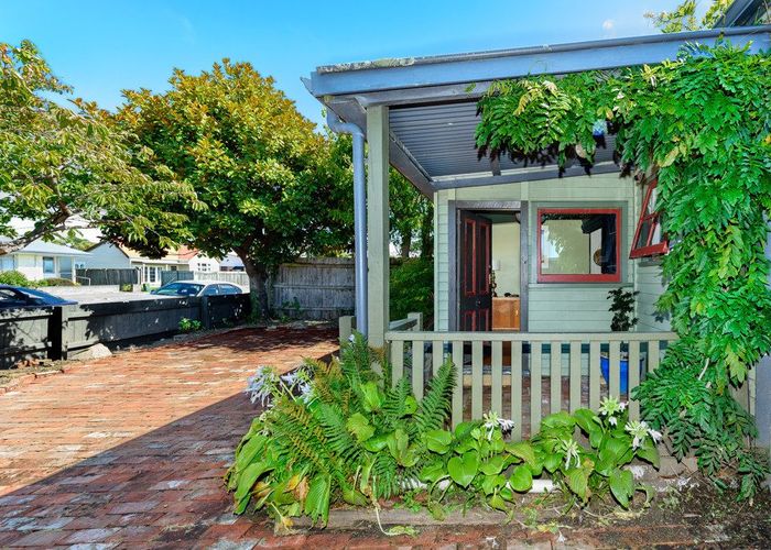  at 437 Ferry Road, Woolston, Christchurch City, Canterbury