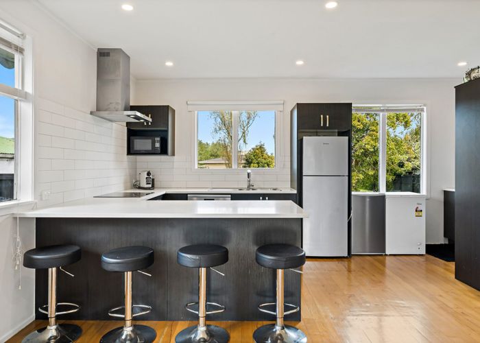 at 46 Miller Road, Mangere Bridge, Auckland