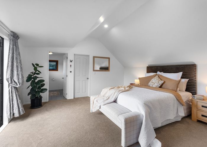  at 28 Fitzwilliam Drive, Torbay, Auckland
