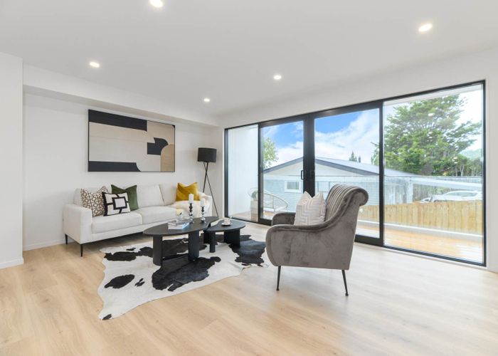  at 93A,B,C,D Bruce Road, Glenfield, North Shore City, Auckland