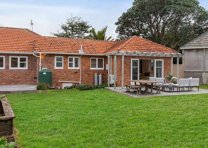  at 1A Korokino Road, Greenlane, Auckland
