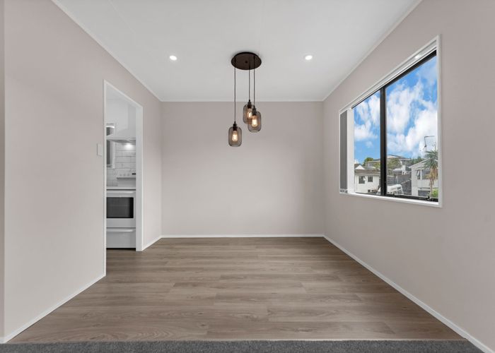  at 2/81 Harmel Rd, Glendene, Waitakere City, Auckland