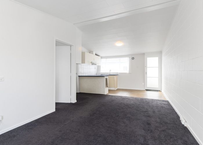  at 4/93 Donovan Street, Blockhouse Bay, Auckland City, Auckland