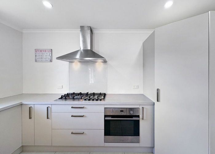  at 8 Buckingham Place, Springvale, Whanganui, Manawatu / Whanganui