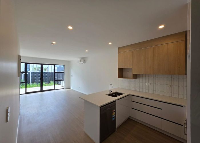  at 9 Blanes Road, Weymouth, Manukau City, Auckland