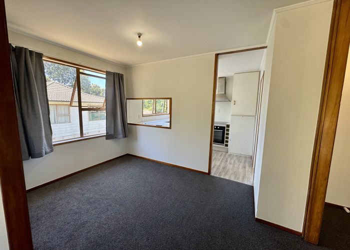  at 74a Solar Road, Glen Eden, Waitakere City, Auckland