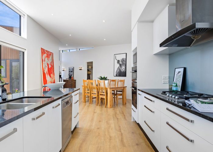  at 25 Clifford Avenue, Merivale, Christchurch