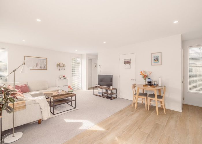  at 1/87 Barbour Street, Waltham, Christchurch City, Canterbury