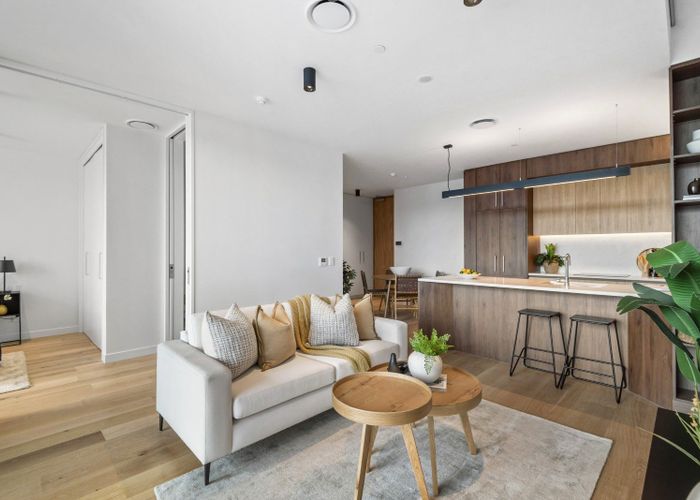  at 9/423-427 Beach Road, Mairangi Bay, North Shore City, Auckland