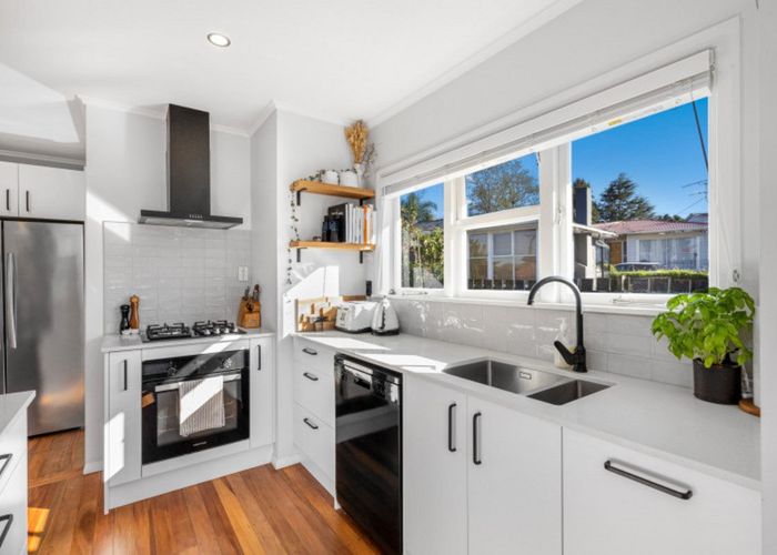  at 14 Walters Road, Mount Wellington, Auckland