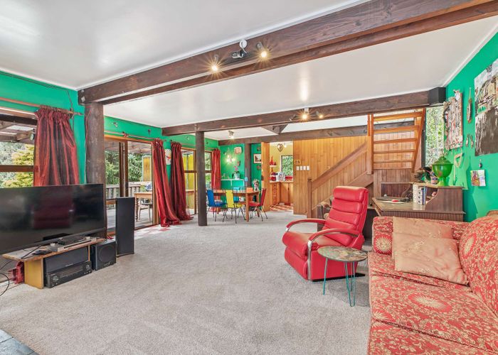  at 112 Candia Road, Henderson Valley, Auckland