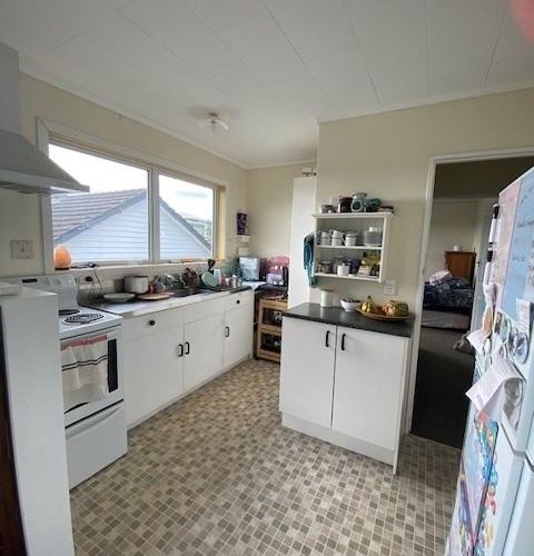  at 2/24 Bell Street, Tawa, Wellington, Wellington