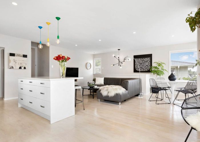  at 22 Stott Avenue, Birkdale, Auckland