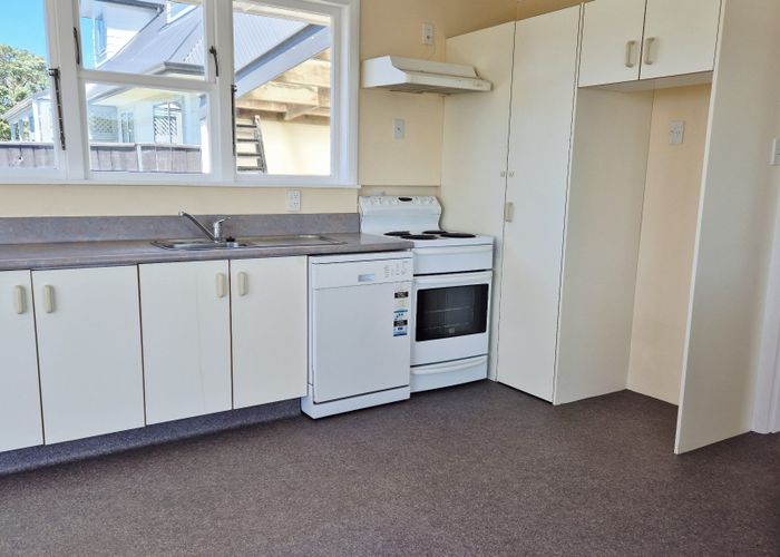  at 12A Maraval Cres, Grenada Village, Wellington, Wellington