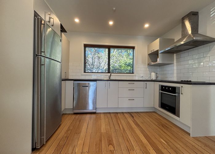  at 32 Bampton St, Burwood, Christchurch City, Canterbury