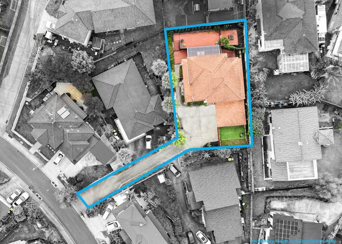  at 15 Waltham Street, Henderson, Waitakere City, Auckland