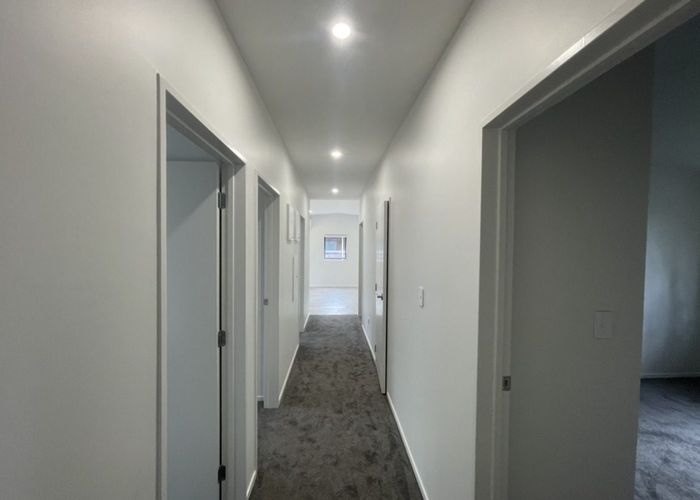  at 49A Bruce road, Glenfield, North Shore City, Auckland