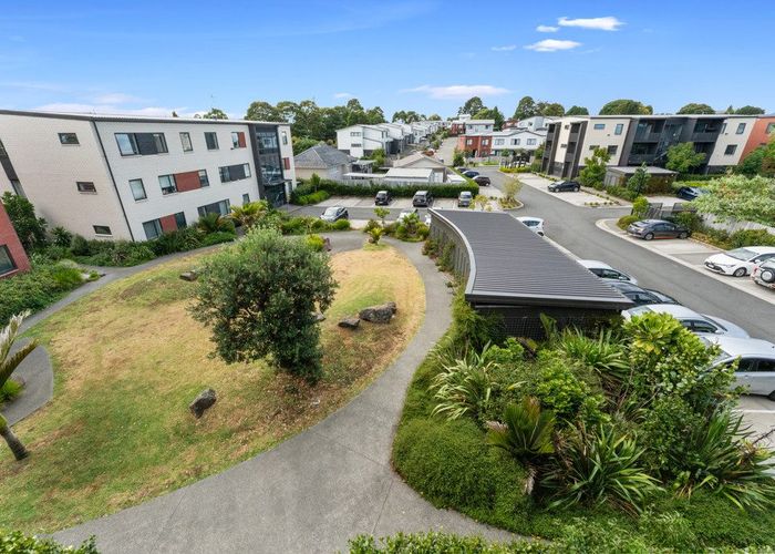  at 204/7c Hinaki Street, Point England, Auckland City, Auckland