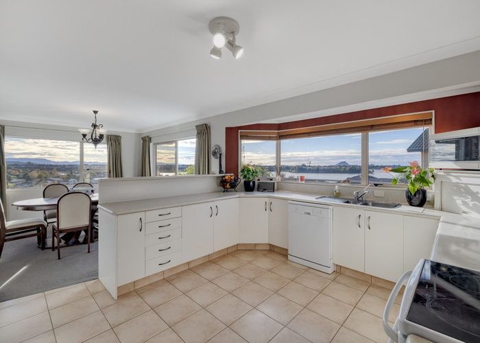  at 4 Village Way, Welcome Bay, Tauranga, Bay Of Plenty