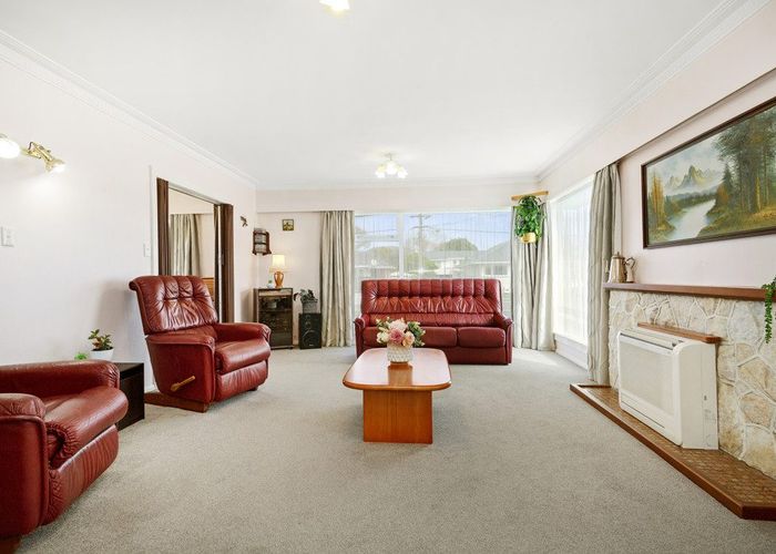  at 18 Rosebank Avenue, Avalon, Lower Hutt, Wellington