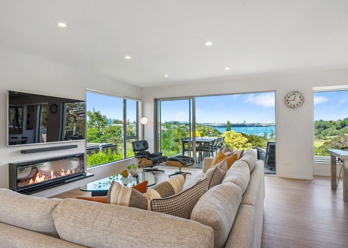  at 13 Wilding Avenue, Northcote Point, North Shore City, Auckland