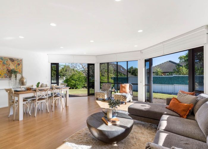  at 8 Burnaston Court, Dannemora, Manukau City, Auckland