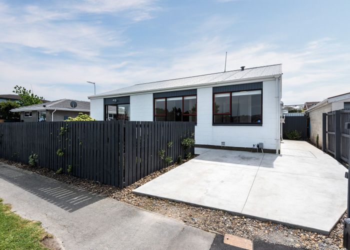  at 1/54 Arran Crescent, Woolston, Christchurch