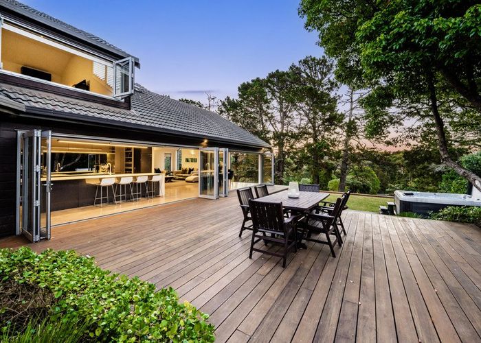  at 15 Charles Fox Place, Saint Johns, Auckland