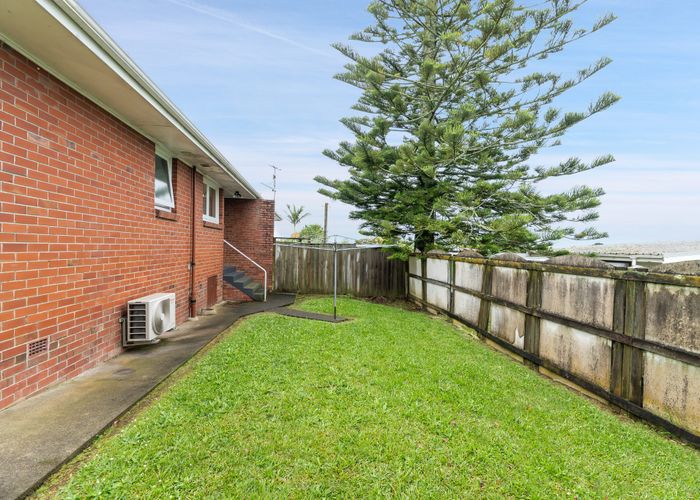  at 3/104 Titirangi Road, New Lynn, Waitakere City, Auckland