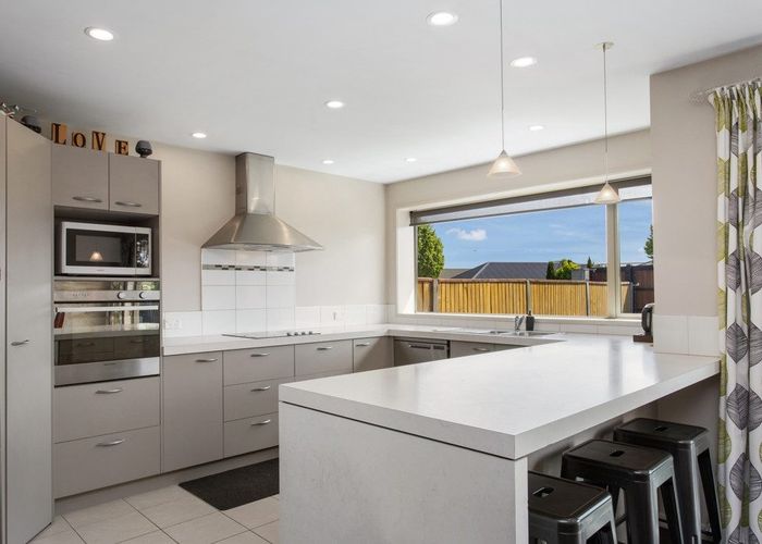  at 10 Strathcarron Place, Broomfield, Christchurch