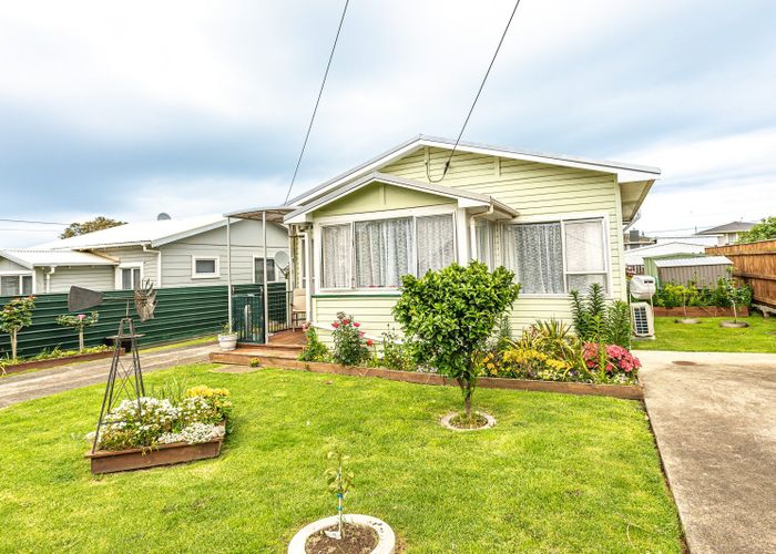  at 143 Cornfoot Street, Castlecliff, Whanganui