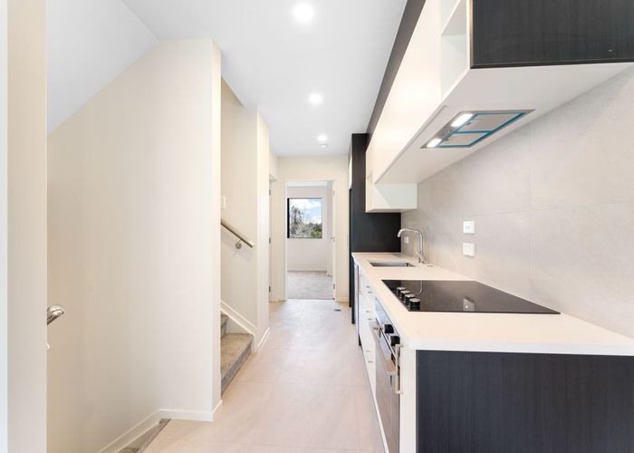  at 3/11 Seymour Road, Sunnyvale, Waitakere City, Auckland