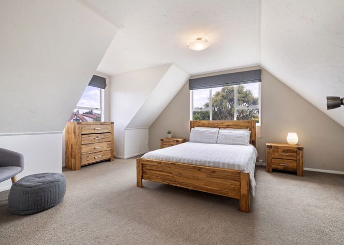  at 10 Humphries Place, Awapuni, Palmerston North, Manawatu / Whanganui