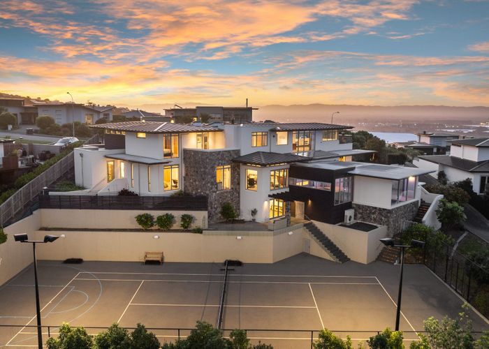  at 101 Glenstrae Road, Redcliffs, Christchurch City, Canterbury